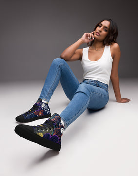 Women’s high top canvas shoes